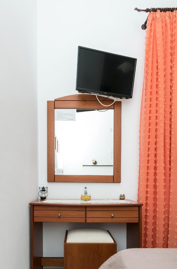 Vesleme Hotel Pachaina ภายนอก รูปภาพ